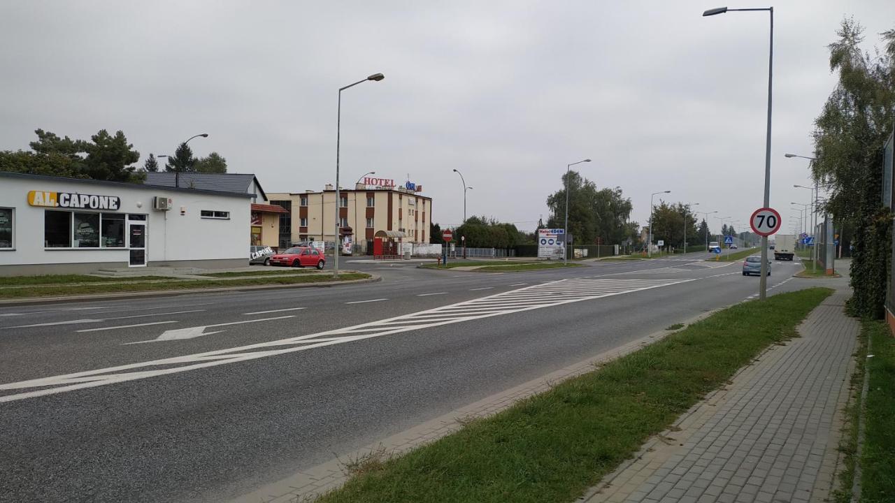 Hotel Eden 24H Rzeszów Εξωτερικό φωτογραφία