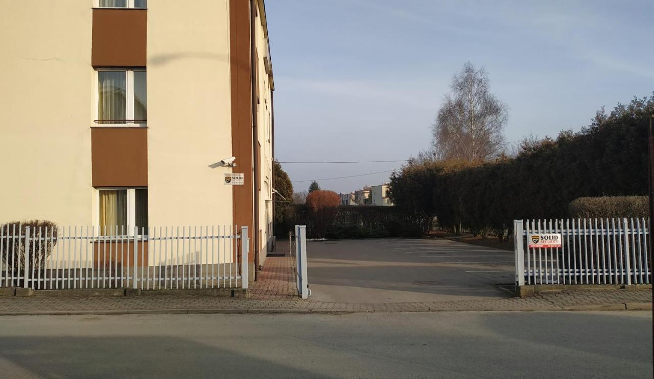 Hotel Eden 24H Rzeszów Εξωτερικό φωτογραφία
