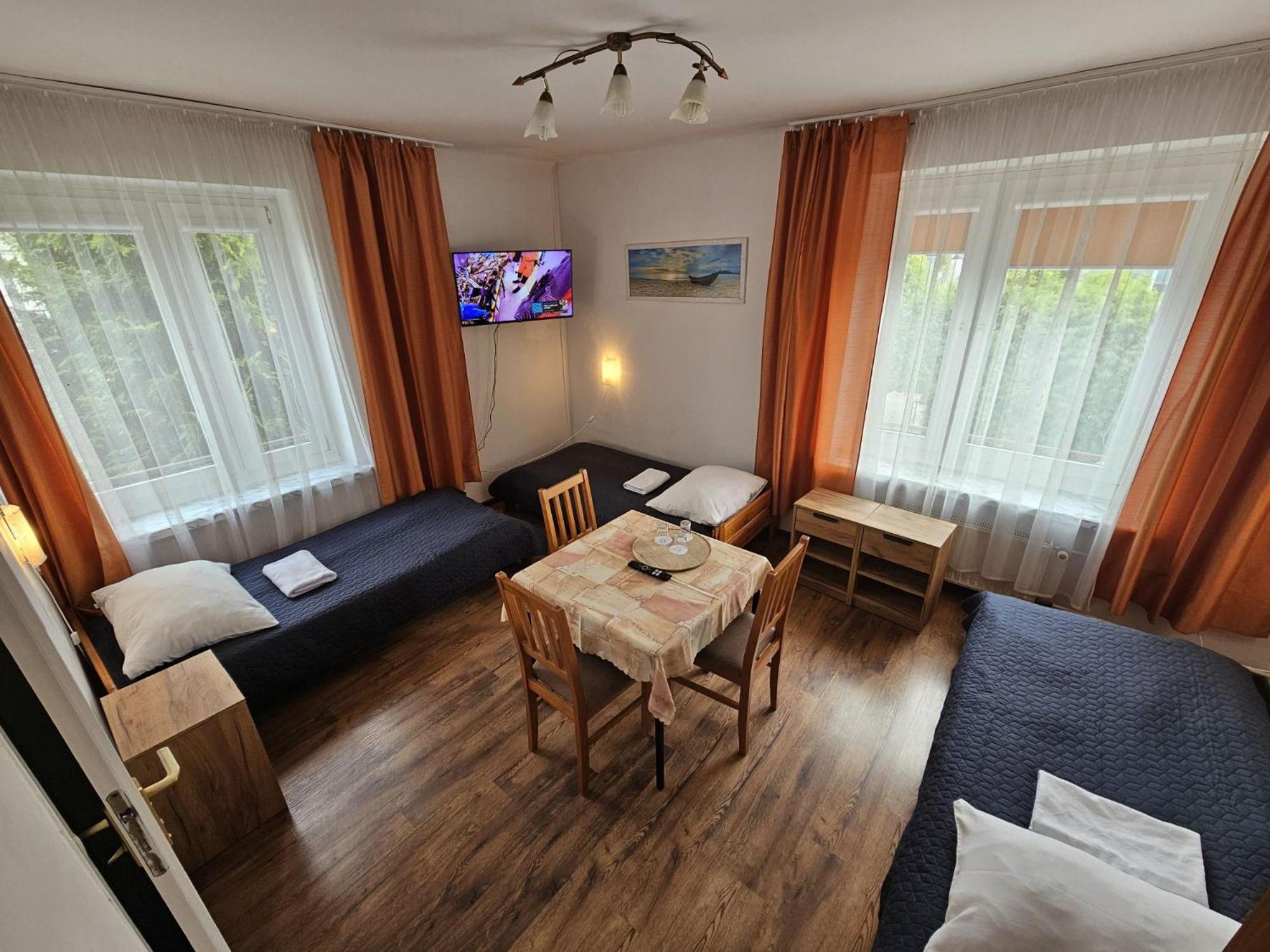 Hotel Eden 24H Rzeszów Εξωτερικό φωτογραφία